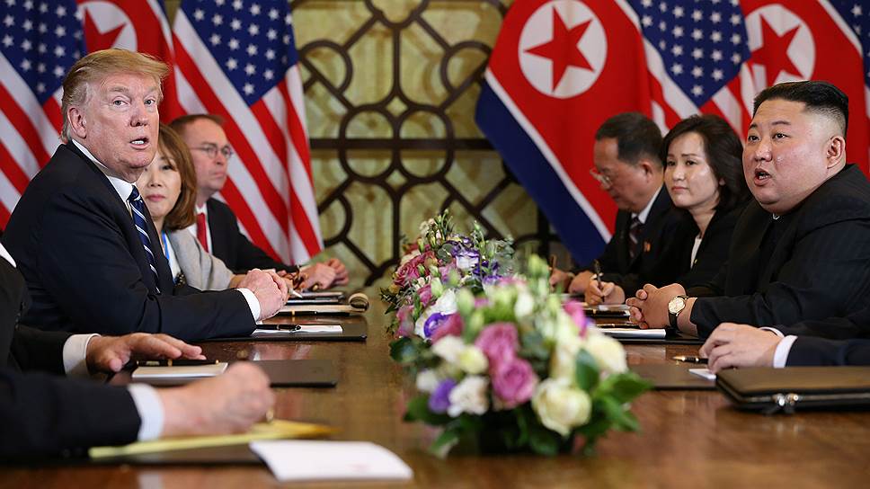 Президент США Дональд Трамп (слева) и лидер КНДР Ким Чен Ын