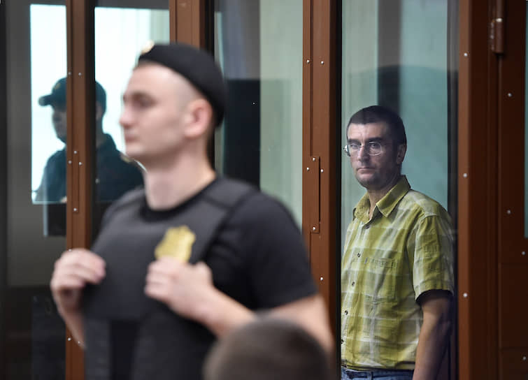Обвиняемый в применении насилия в отношении представителя власти Евгений Коваленко 