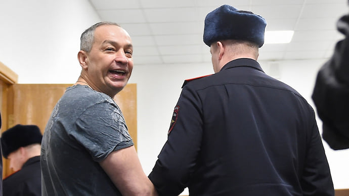 СКР завершил расследование дела экс-главы Серпуховского района Шестуна