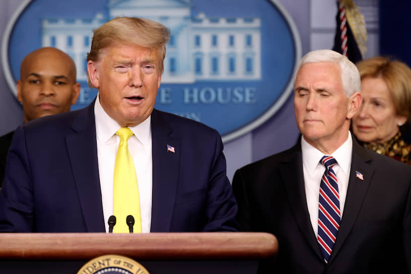 Президент и вице-президент США Дональд Трамп (слева) и Майк Пенс 