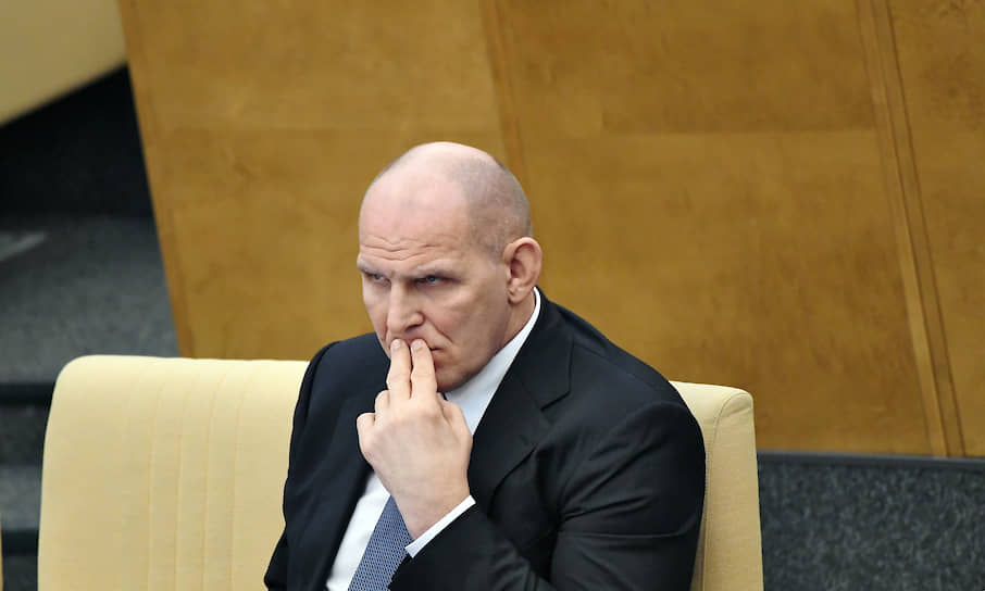 Депутат Госдумы Александр Карелин 