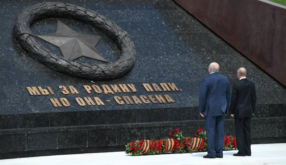 Президент Белоруссии Александр Лукашенко и президент России Владимир Путин