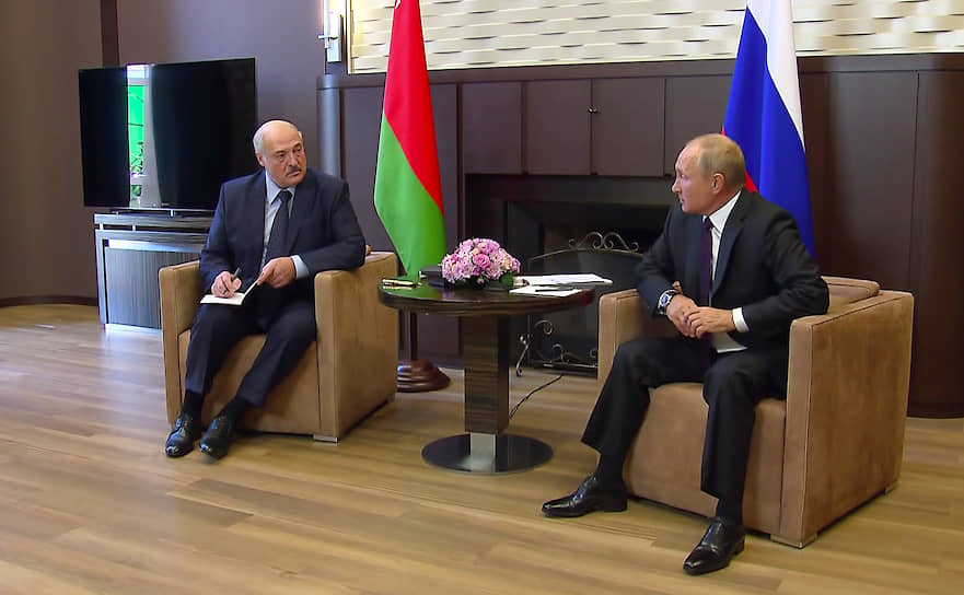 Президенты России и Белоруссии Владимир Путин и Александр Лукашенко 