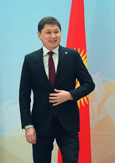 Сапар Исаков