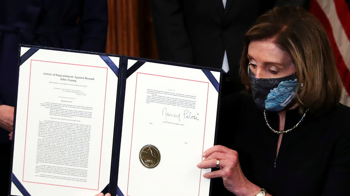 Пелоси подписала объявление второго импичмента Трампу