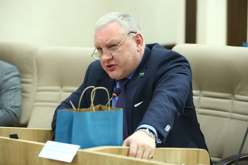 Александр Колесников 