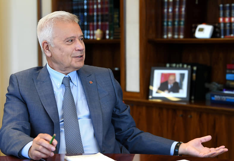 Вагит Алекперов