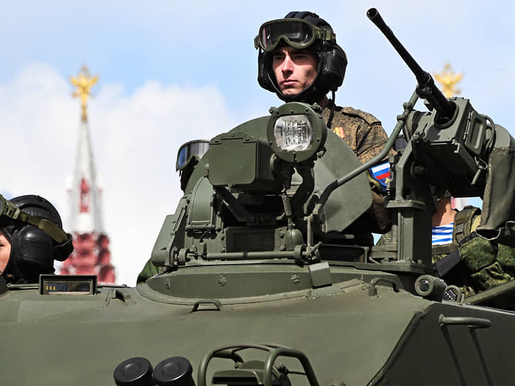 Парад Победы на Красной площади 9 мая