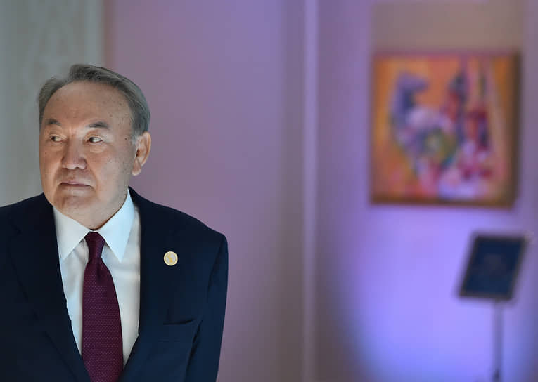 Нурсултан Назарбаев  