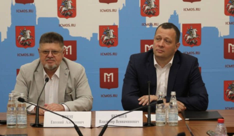 Евгений Брюн и Владимир Якушев (справа) 