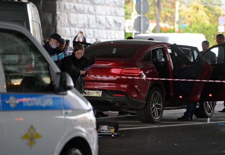 Место происшествия на набережной Тараса Шевченко под Новоарбатским мостом 