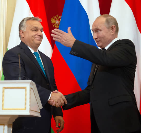 Премьер Венгрии Виктор Орбан (слева) и президент России Владимир Путин