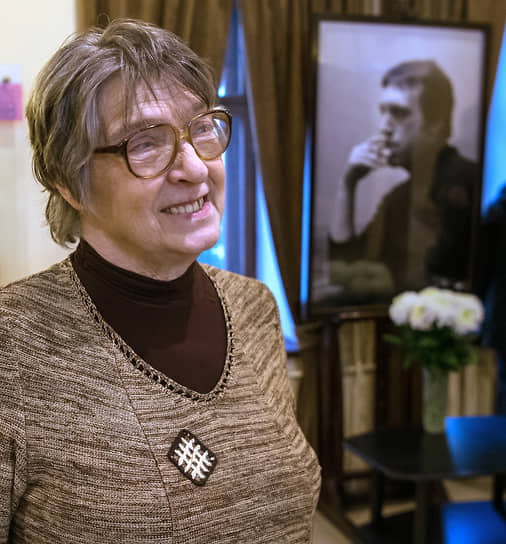 Людмила Абрамова 