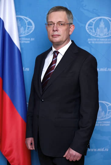 Денис Алипов