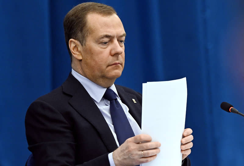 Дмитрий Медведев  
