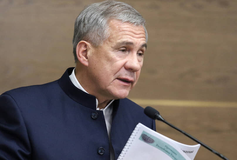 Рустам Минниханов 