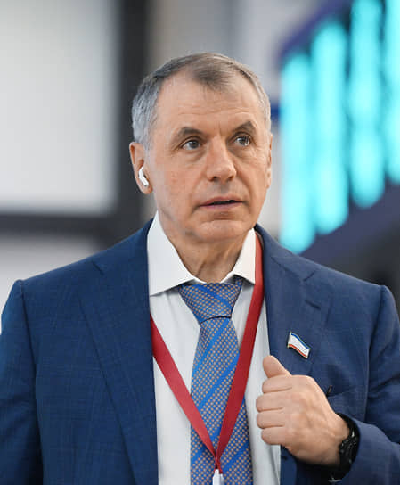 Владимир Константинов 