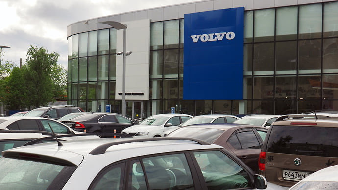 Мантуров: активы Volvo в РФ передали без обратного опциона