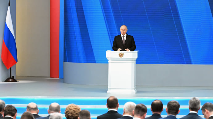 Путин: участники СВО смогут получить образование в вузах в приоритетном порядке
