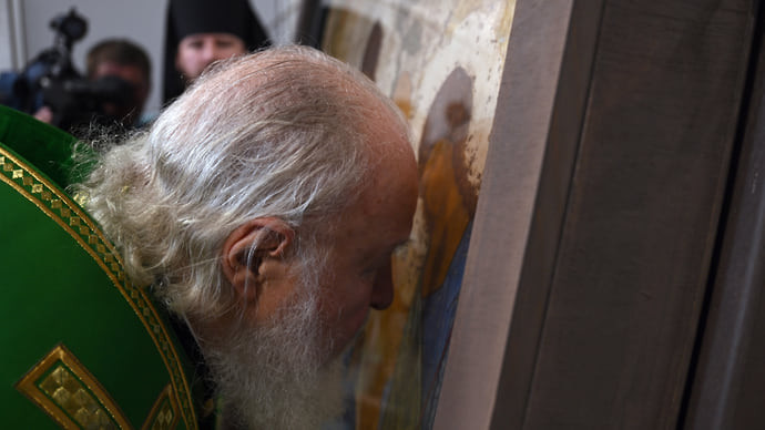 Троице-Сергиева лавра может разрешить приложиться к «Троице» Рублева