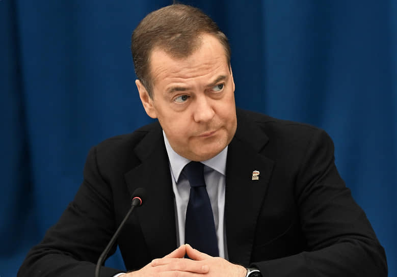 Дмитрий Медведев  
