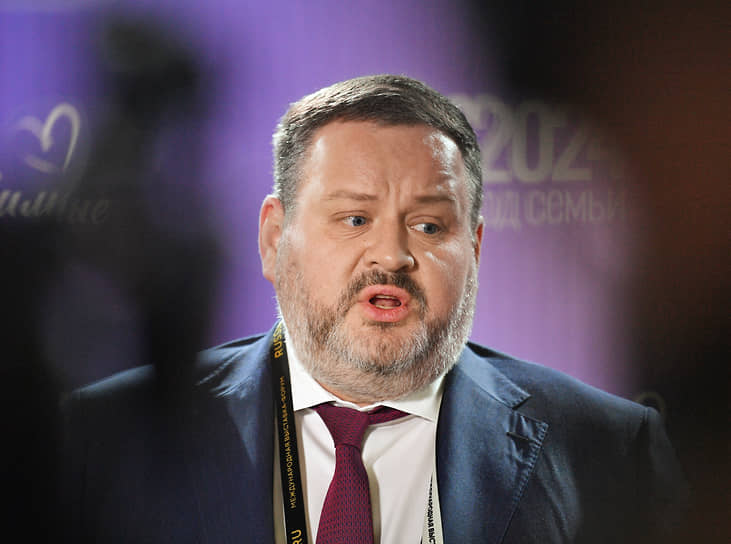 Антон Котяков 