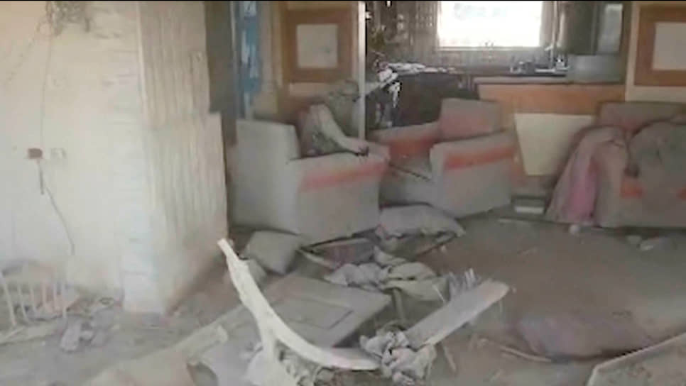 Стоп-кадр из видео, предоставленного Армией обороны Израиля: в кресле сидит, предположительно, Яхья Синвар за несколько минут до убийства
