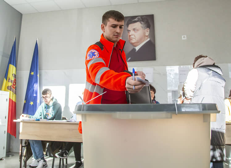 Второй тур президентских выборов в Молдавии 