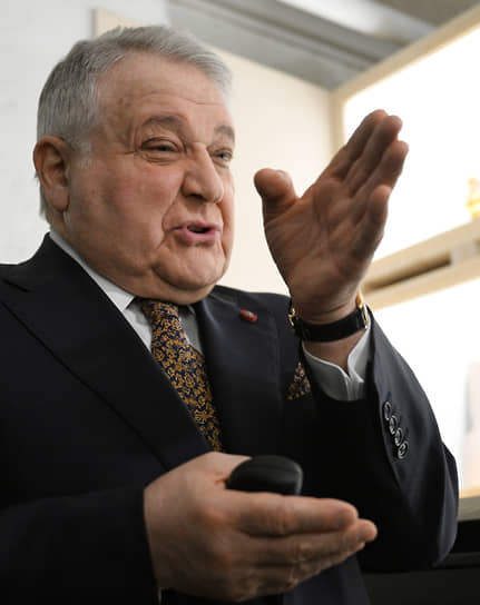 Михаил Ковальчук 