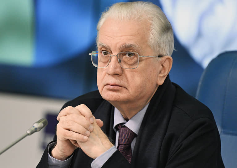 Михаил Пиотровский 
