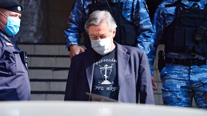 Адвокат назвал фейком планы Ефремова на «чудовищную движуху» после УДО