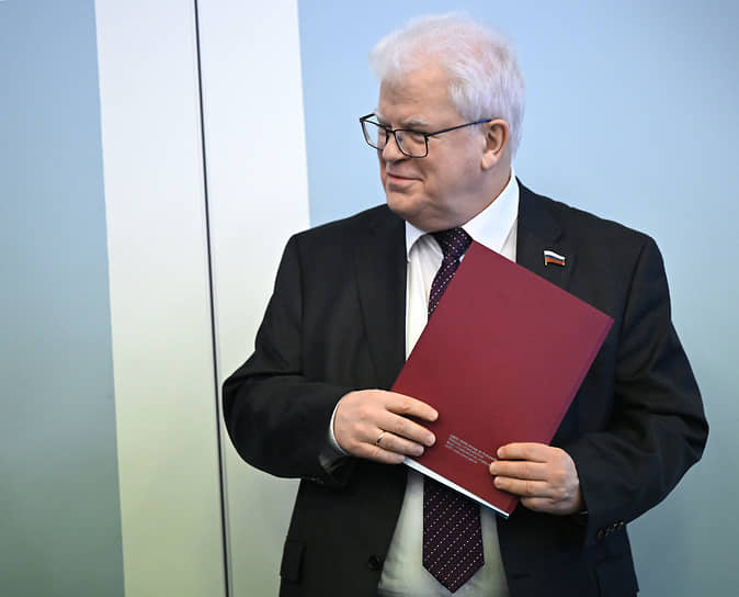 Владимир Чижов