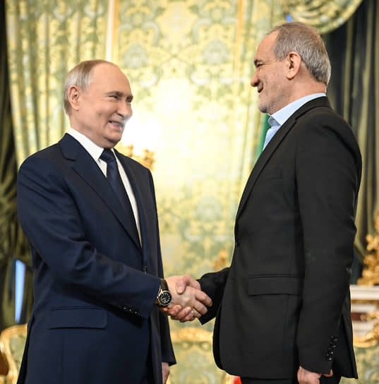 Владимир Путин и Масуд Пезешкиан