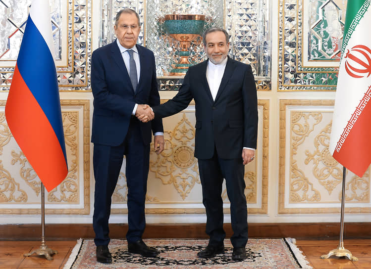 Сергей Лавров и Аббас Арагчи в феврале 2025 года