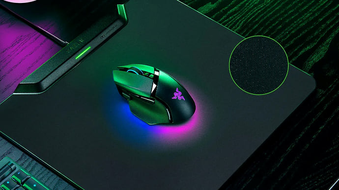 Новый коврик от Razer будет заряжать мышь во время использования
