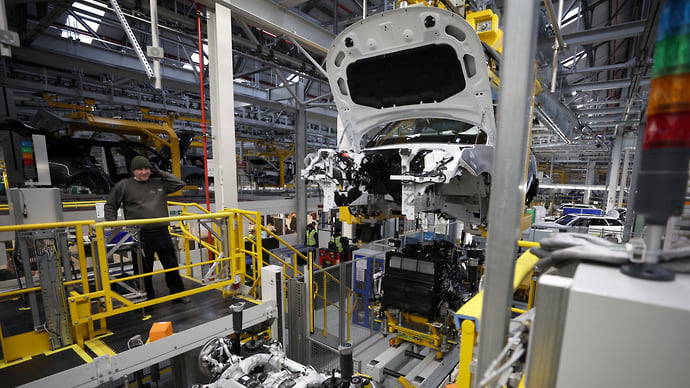 Jaguar Land Rover возобновляет работу после простоя из-за хакерской атаки