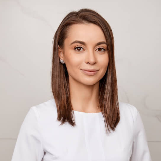 Хирург Екатерина Лонская