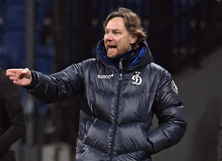 Валерий Карпин 