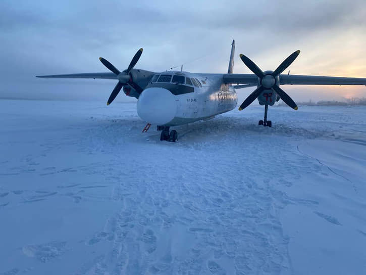 Самолет Ан-24 