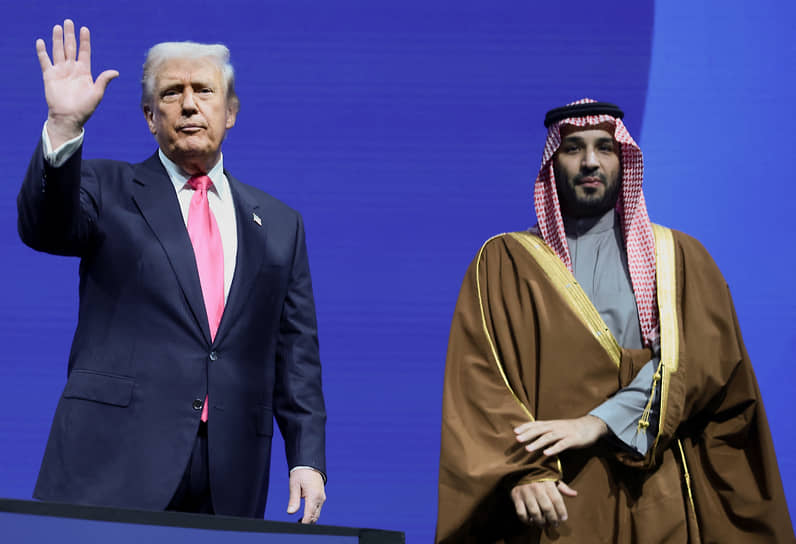 Президент США Дональд Трамп и наследный принц Саудовской Аравии Мухаммед ибн Салман (справа)