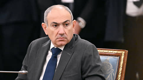 Пашинян призвал РФ решить вопрос с ремонтом ведущих в Азербайджан участков ж/д