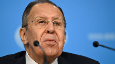 Лавров допустил, что Дания хочет отобрать земли посольства РФ для гренландцев