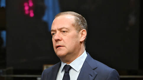 Медведев: Россия пока не получила от США ответа на предложение по ядерным вооружениям // Медведев: Россия не получала от США ответа на предложение по