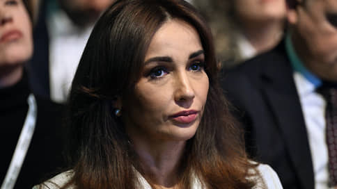 Новые люди могут выдвинуть в Госдуму Анфису Чехову и Лизу Моряк