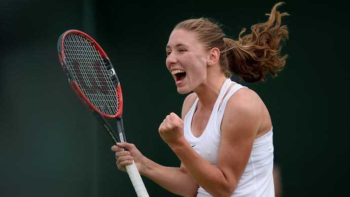 Теннисистка Александрова вышла в полуфинал турнира WTA 500 в Абу-Даби