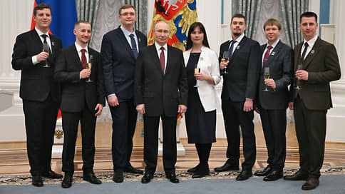 Путин пошутил о работе молодых ученых на вручении премий в Кремле