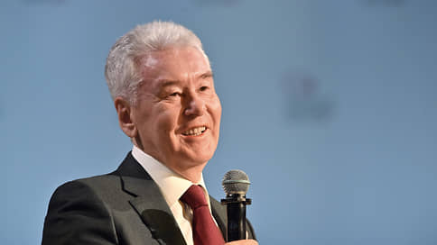 Сергей Собянин и Фанни Ардан стали лауреатами Золотой маски