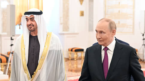 Путин поблагодарил президента ОАЭ за помощь в задержании стрелявшего в генерала Алексеева // Путин поблагодарил ОАЭ за помощь с поимкой стрелявшего в генерала Алексеева