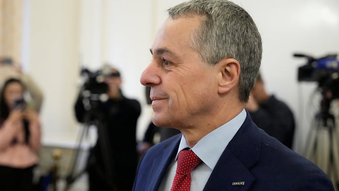 Кассис лично приветствовал делегации и открыл переговоры по Украине в Женеве