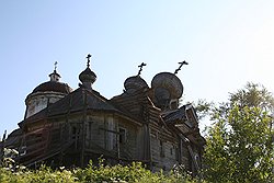 Таким церквям, как эта, в вологодской Палтоге, реституция, к сожалению, не грозит 